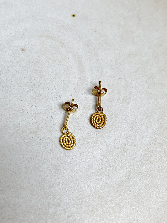 Buy Spiral Earstuds Gold for €95,00