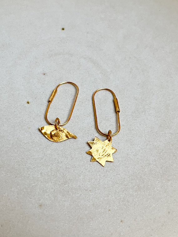 handmade earrings eclipse earrings après ski Porte dorée packshot Sukha