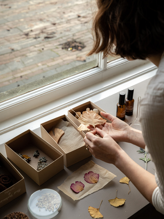 Lingua Planta shop online merle bergers perfume sukha atelier making of