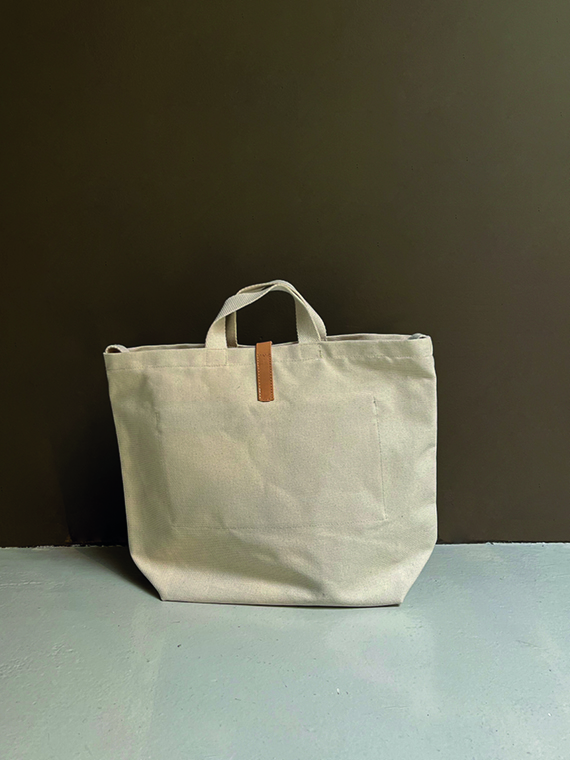 girls of dust shop online X Canvas Shopper Bag Medium White Back
