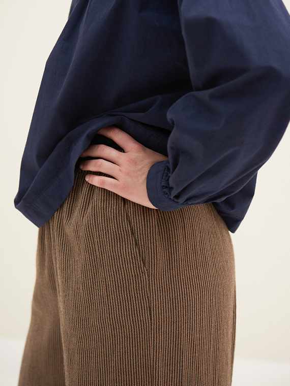 pomandere shop online pomandere broek woolen pants stripe detail side