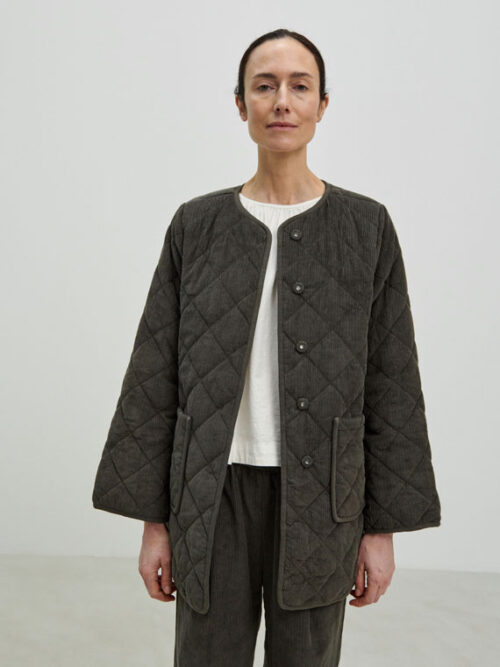 skall studio Monica jacket cover front