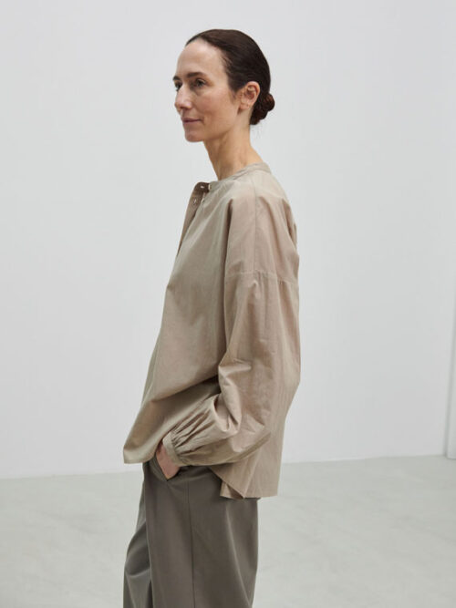 skall studio Cilla shirt roasted brown cover 2