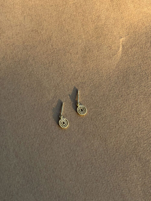 Golden Spiral Earstuds Nolda Vrielink Handmade Jewellery Amsterdam Based