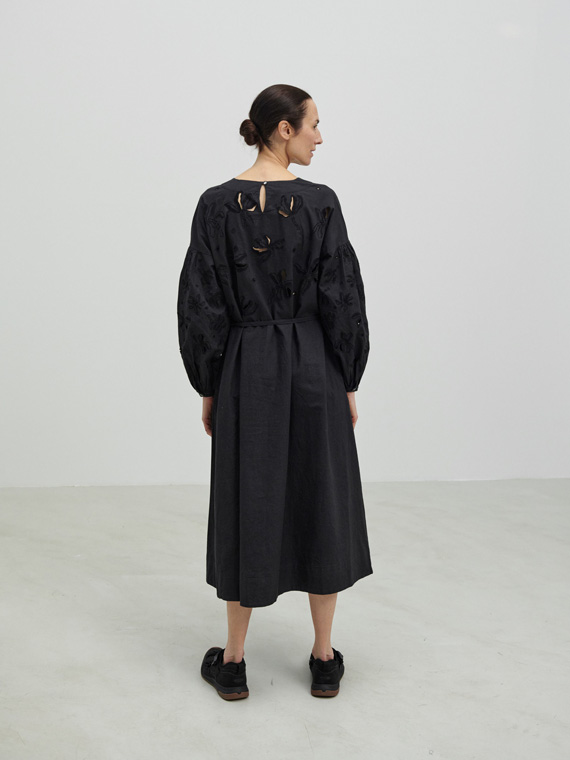 harlow dress black skall studio shop online back total taille