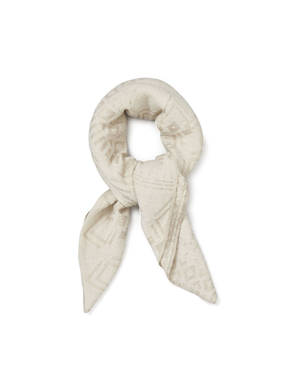 vigdis scarf aiayu silk cashmere blend handmade scarf handloom scarf nepal packshot