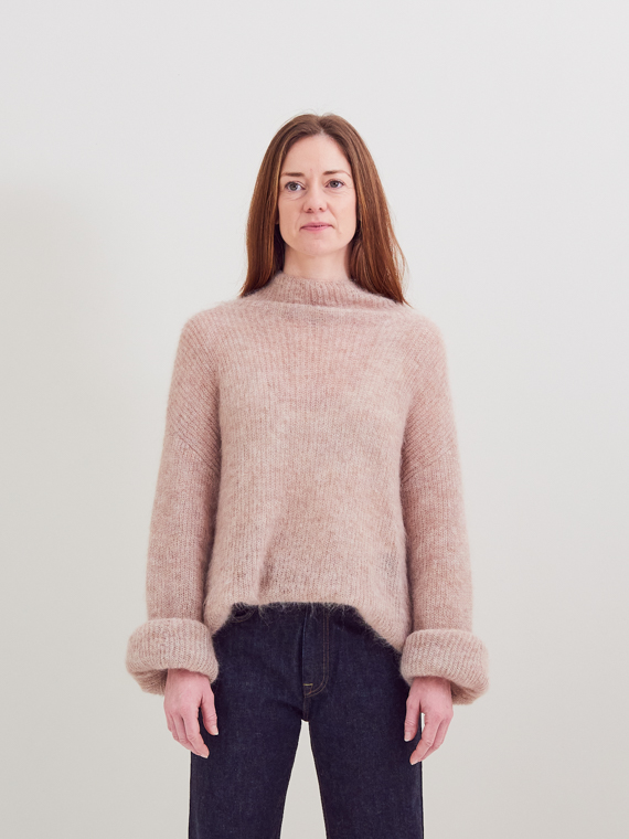 pomandere shop online woolen sweater pomandere antique rose alpaca sweater front detail
