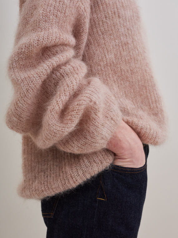 pomandere shop online woolen sweater pomandere antique rose alpaca sweater detail sleeves