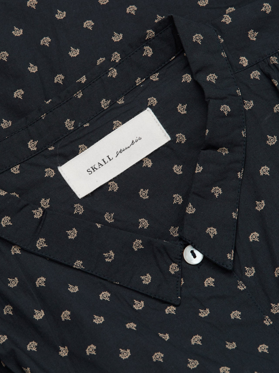 jasmine shirt skall Alistair print midnight beige detail fabric