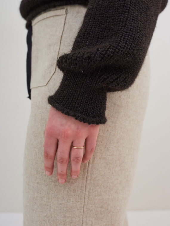 pomandere shop online sweater turtle neck alpaca sweater detail sleeve