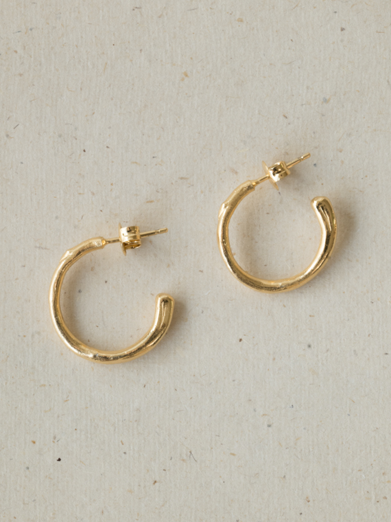 fant earrings martine viergever Jewellery Sandra van riet golden hoops handmade hoops without