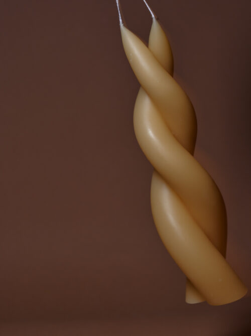 Botero Candle white Shopcopito Copito Clara Infante Hand-dipped candles Handmade candles Cover