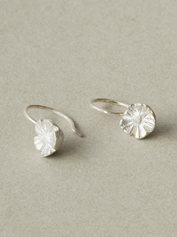 Poppy Earrings 925 X 1 Pair Sterling Silver Tiny Poppys Drops