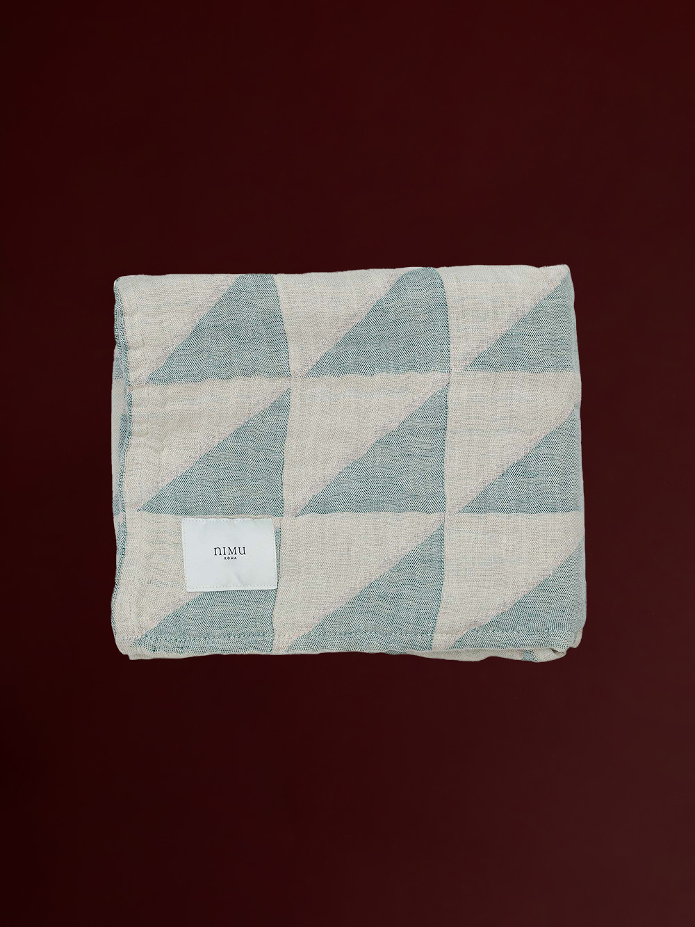 nimu Roma luxury Italian towels beach towel linen beach towel Ravello packshot