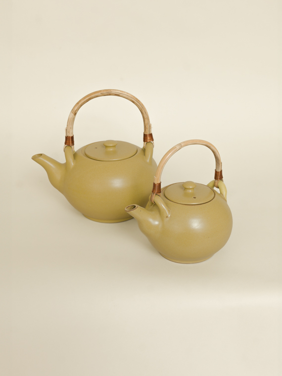 tea pot olive handmade ceramics sukha ceramics fairtrade ceramics duo