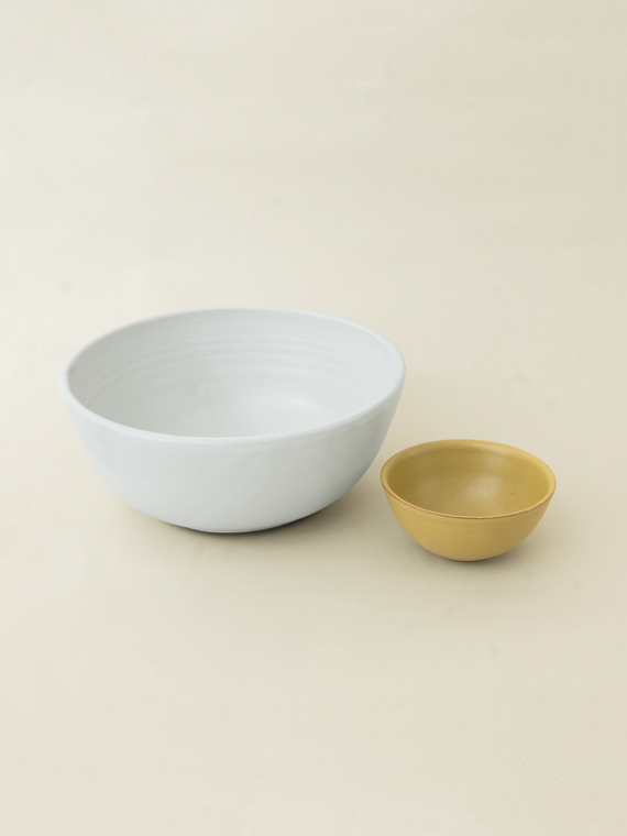 handmade ceramics sukha ceramics fairtrade ceramics serving bowl xl pebble breakfast bowl olive
