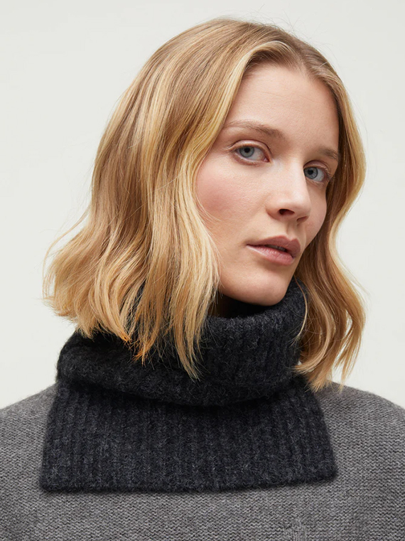 nellie pure dark grey aiayu nellie neckwarmer llama wool