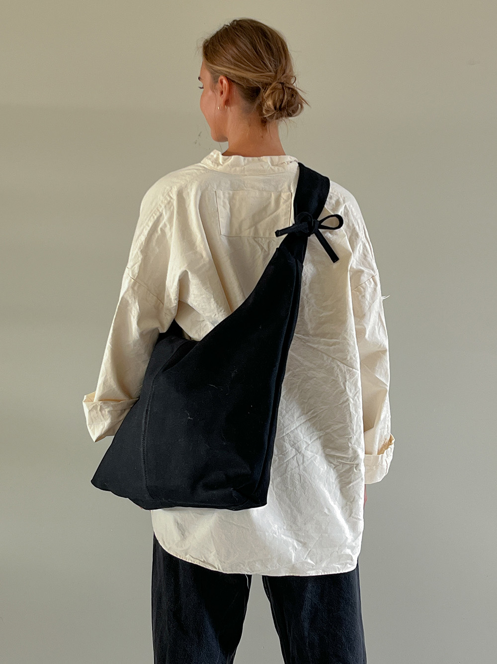 XL crossbody bag nona handbags canvas bags ethical bags organic cotton bags back