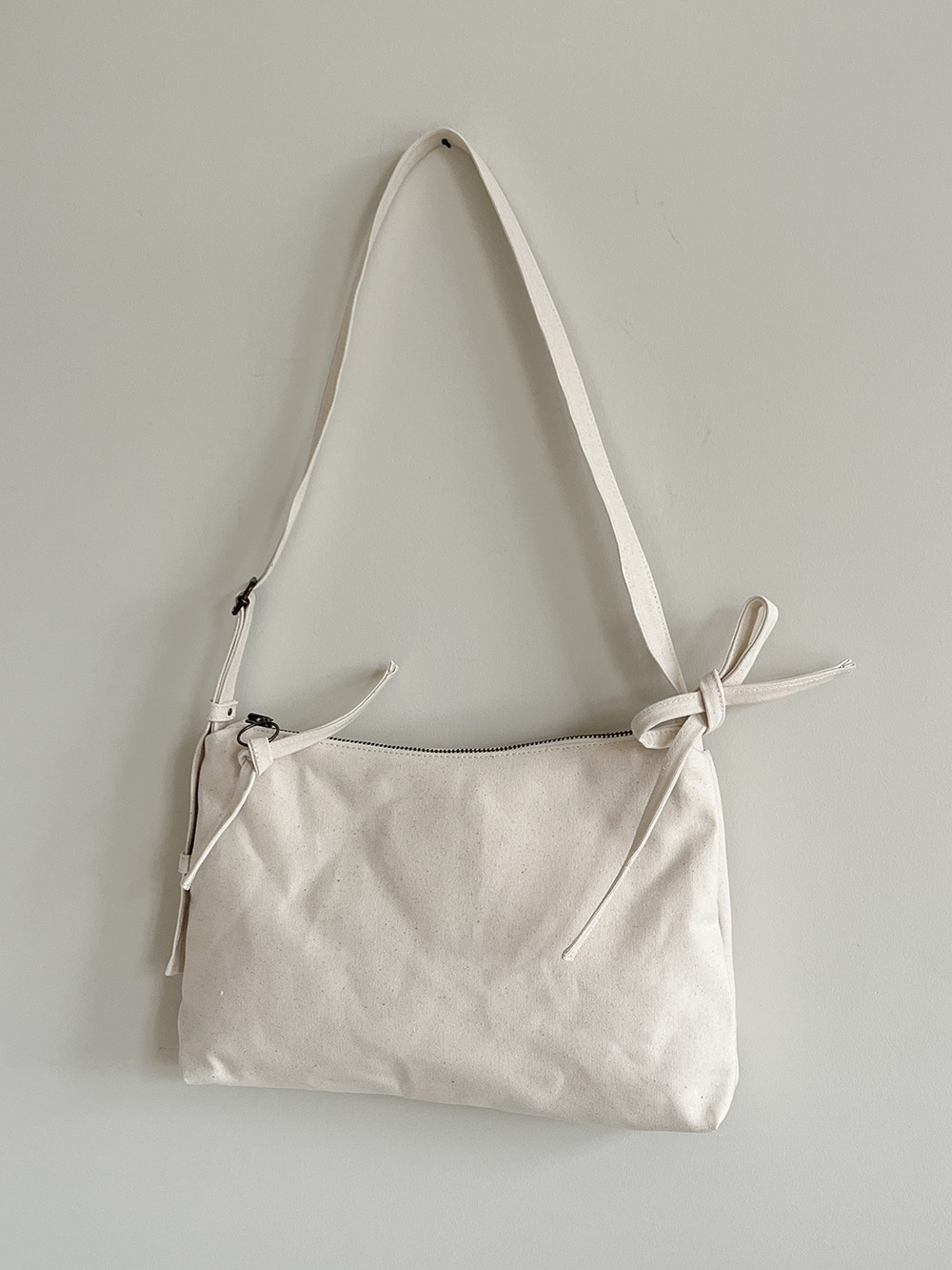 zip pocket bag ecru nona bags nona handbags shop online