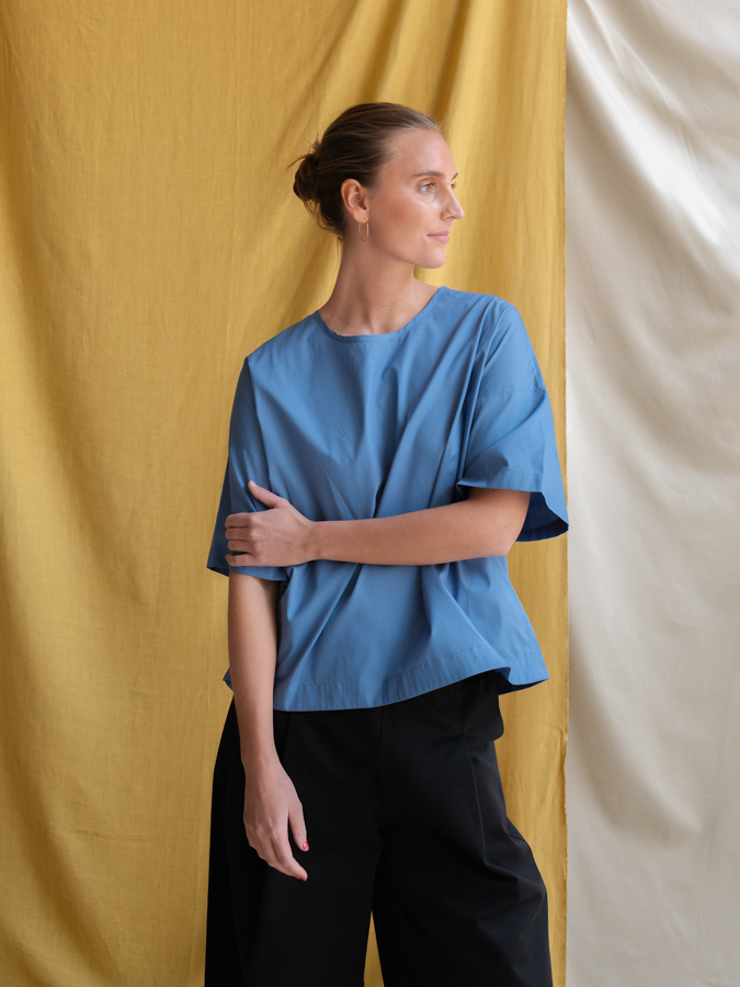 elsien gringhuis top pleat back blue slow fashion cover