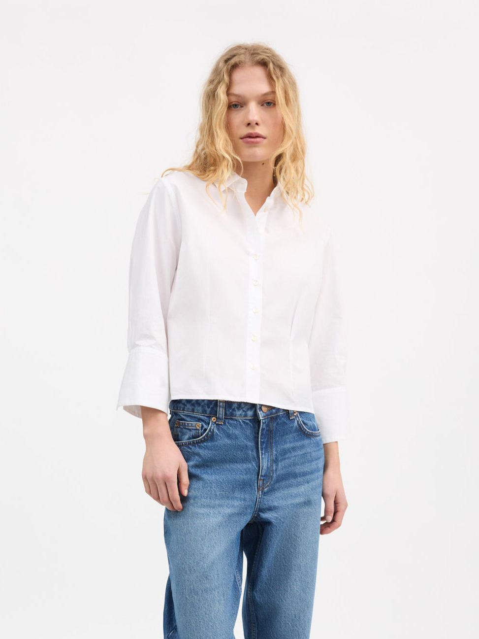 flair shirt optic white skall studio shop online model front