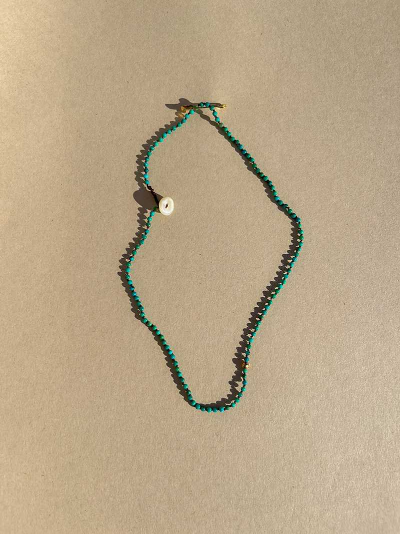 handmade necklace beaded jewellery hand knot jewellery packshot kem jewellery turquoise