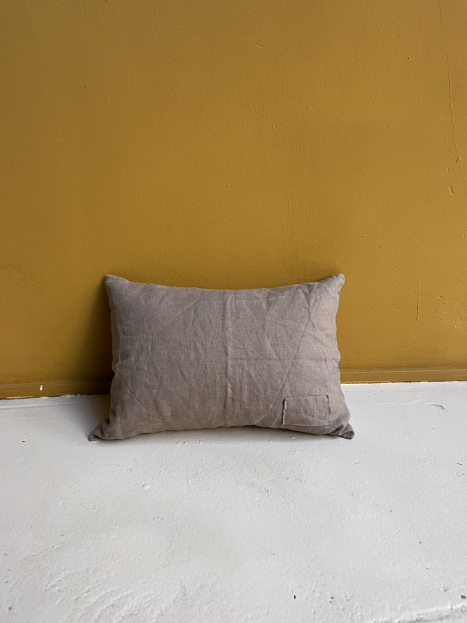 mini cushion hug taupe fant plain