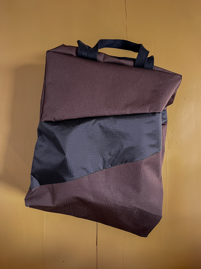 the new tote bag mud and black Susan bijl shop online cover