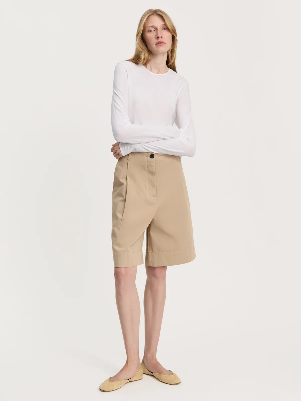 willy shorts cotton twill semolina aiayu denmark india made slow fashion