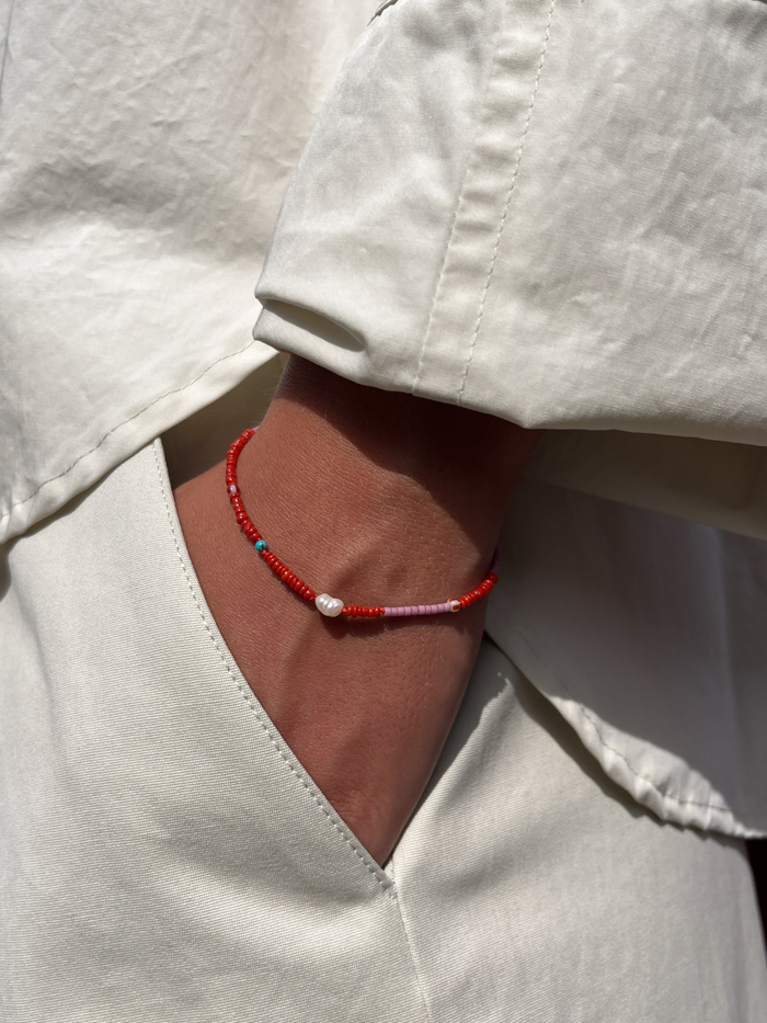 Hand-knotted bracelet vintage glass beads vintage blood coral bead closure model new