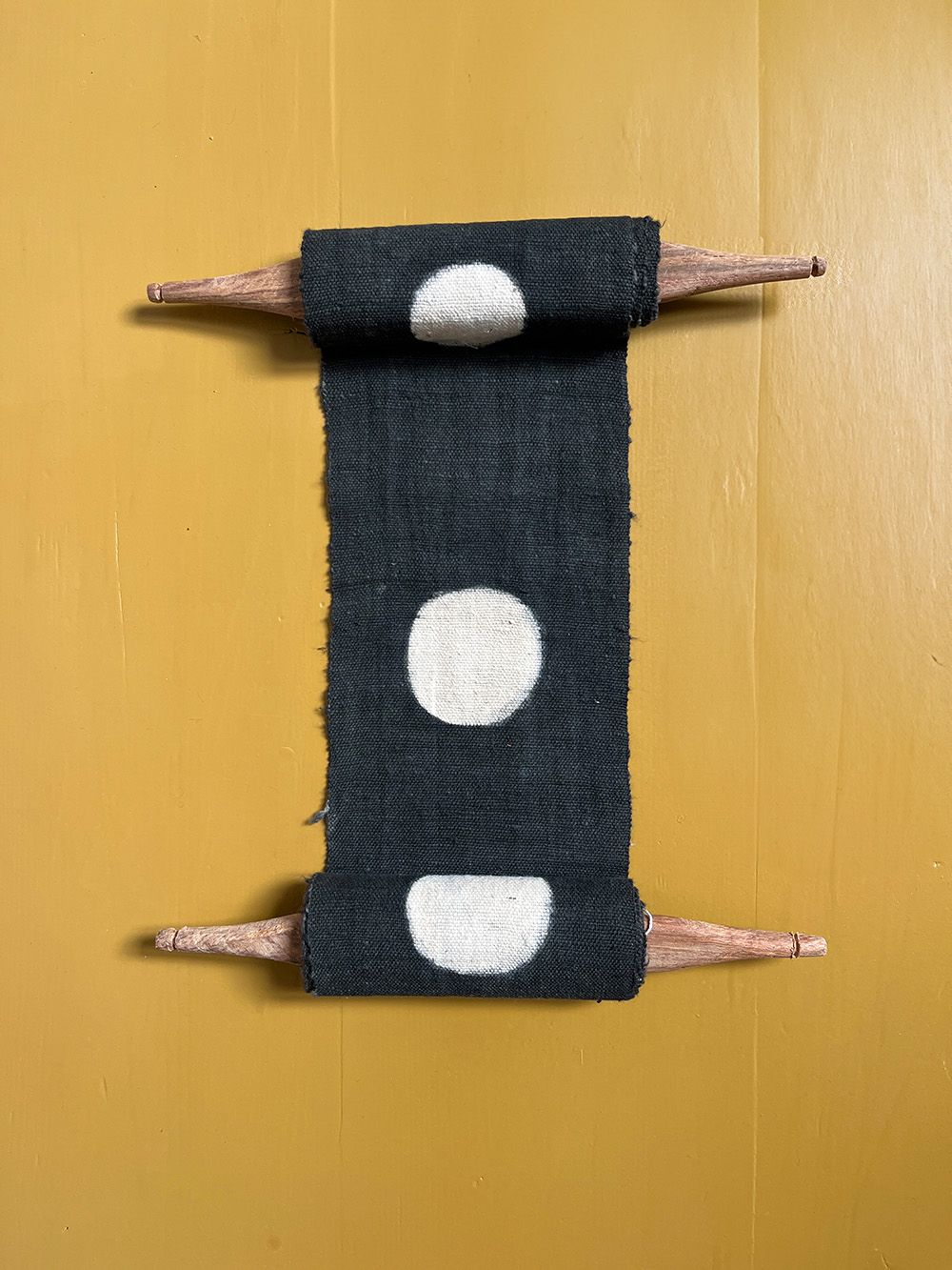 flourish black white aaaa totem wallhanging