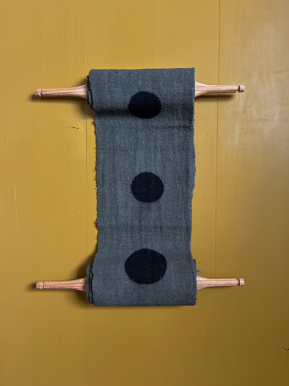 flourish grey black aaaa wallhanging totem