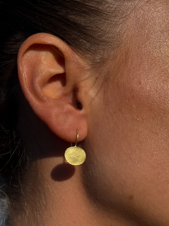 coin earrings nolda vrielink handmade jewellery amsterdam gold-plated