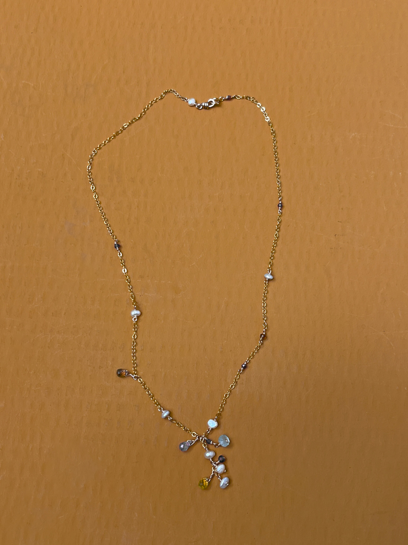 pearl necklace white keshi pearls tourmaline garnet gemstone necklace de parel van Karel