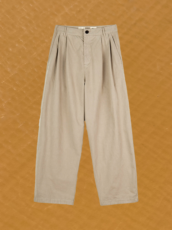 AMBASSADOR PANTS GABARDINE SATIN OYSTER girls of dust shop online cover