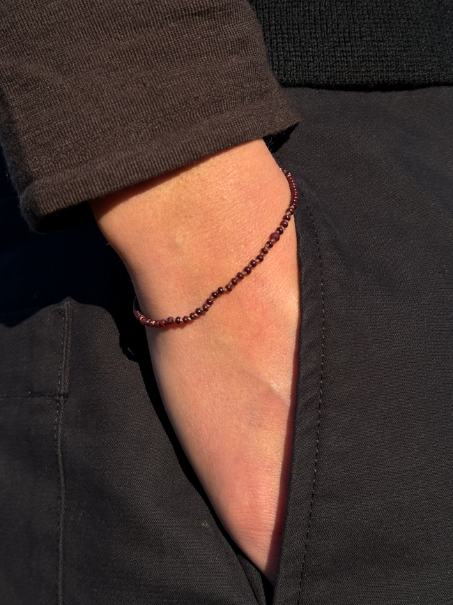 hand knot jewellery gemstones vintage kem x bien bracelet vintage glass beads brown model