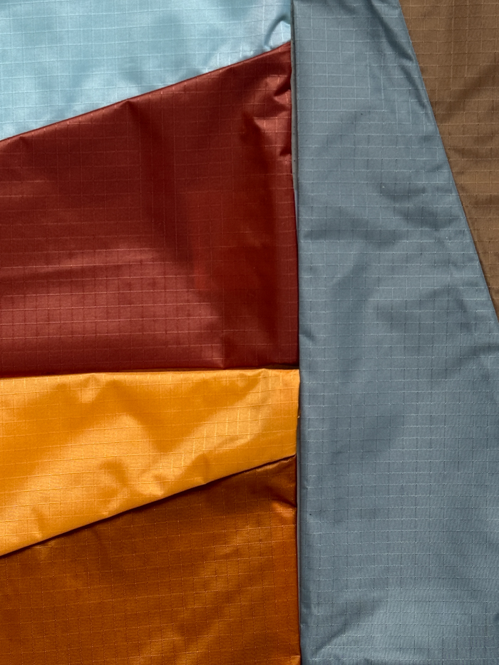 the new pouch medium susan bijl riptop sustainable fabric waterproof cinnamon grey details colours