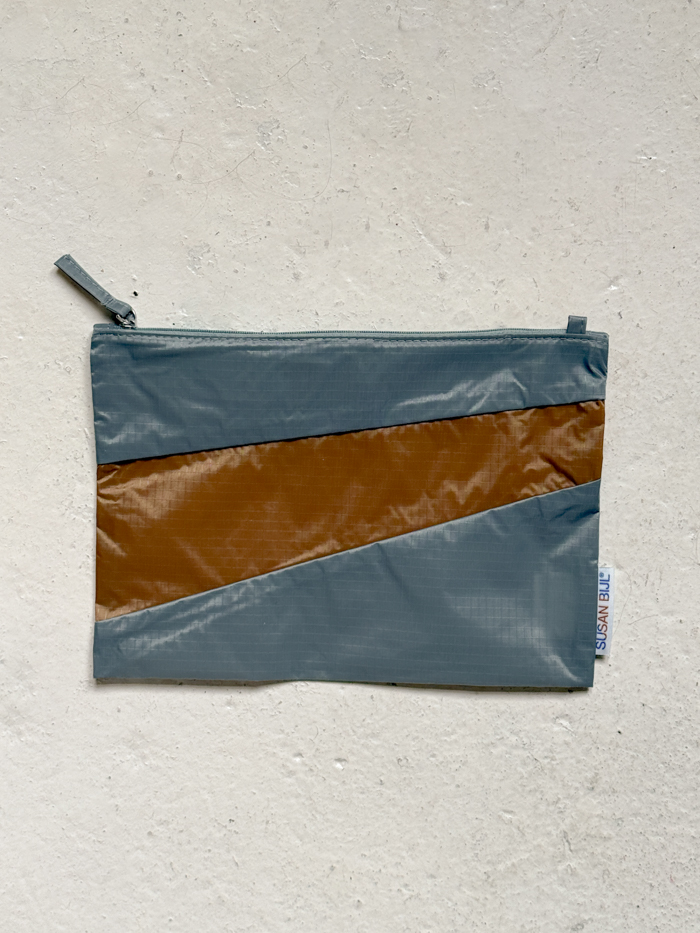 the new pouch medium susan bijl riptop sustainable fabric waterproof grey camel cover