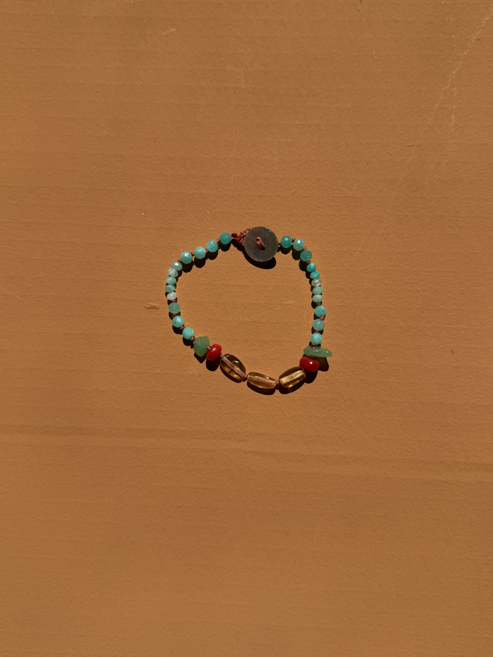 handknot bracelet atelier bien handknot jewelry handmade jewellery Amsterdam amber amazonite