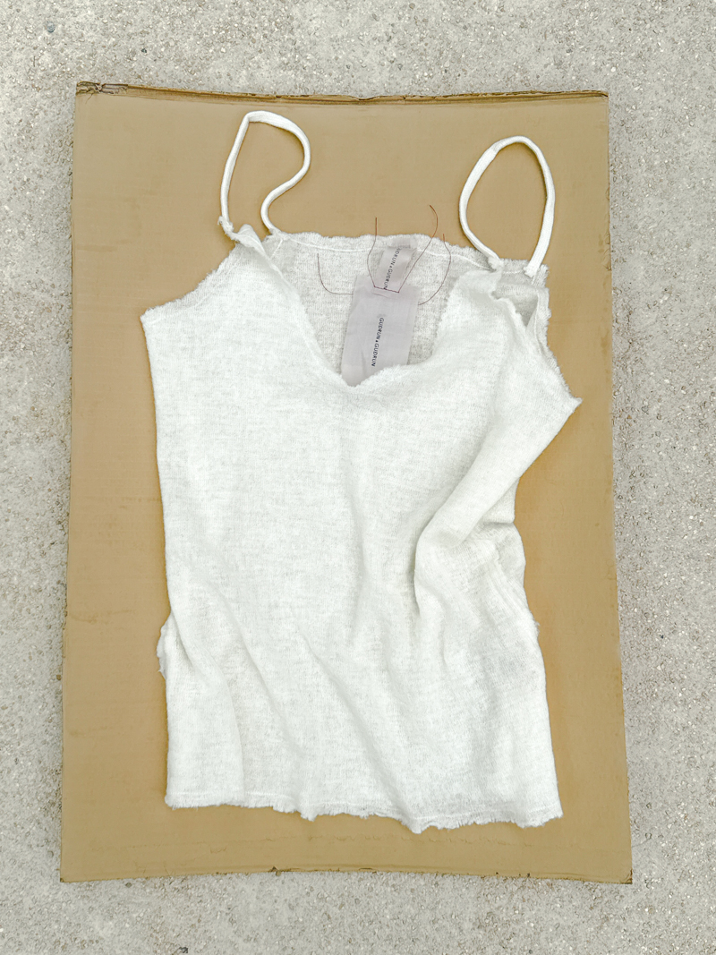 wool top bara Gudrun Gudrun Faroe Islands woolen top white front gudrun shop online