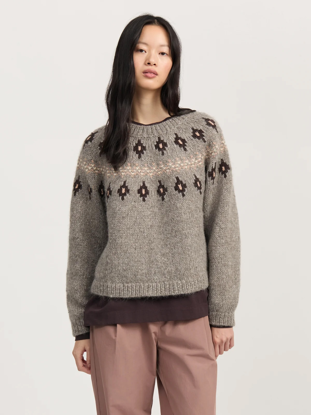 wyn sweater llama wool hand-knitted aiayu online shop denmark pure grey half body