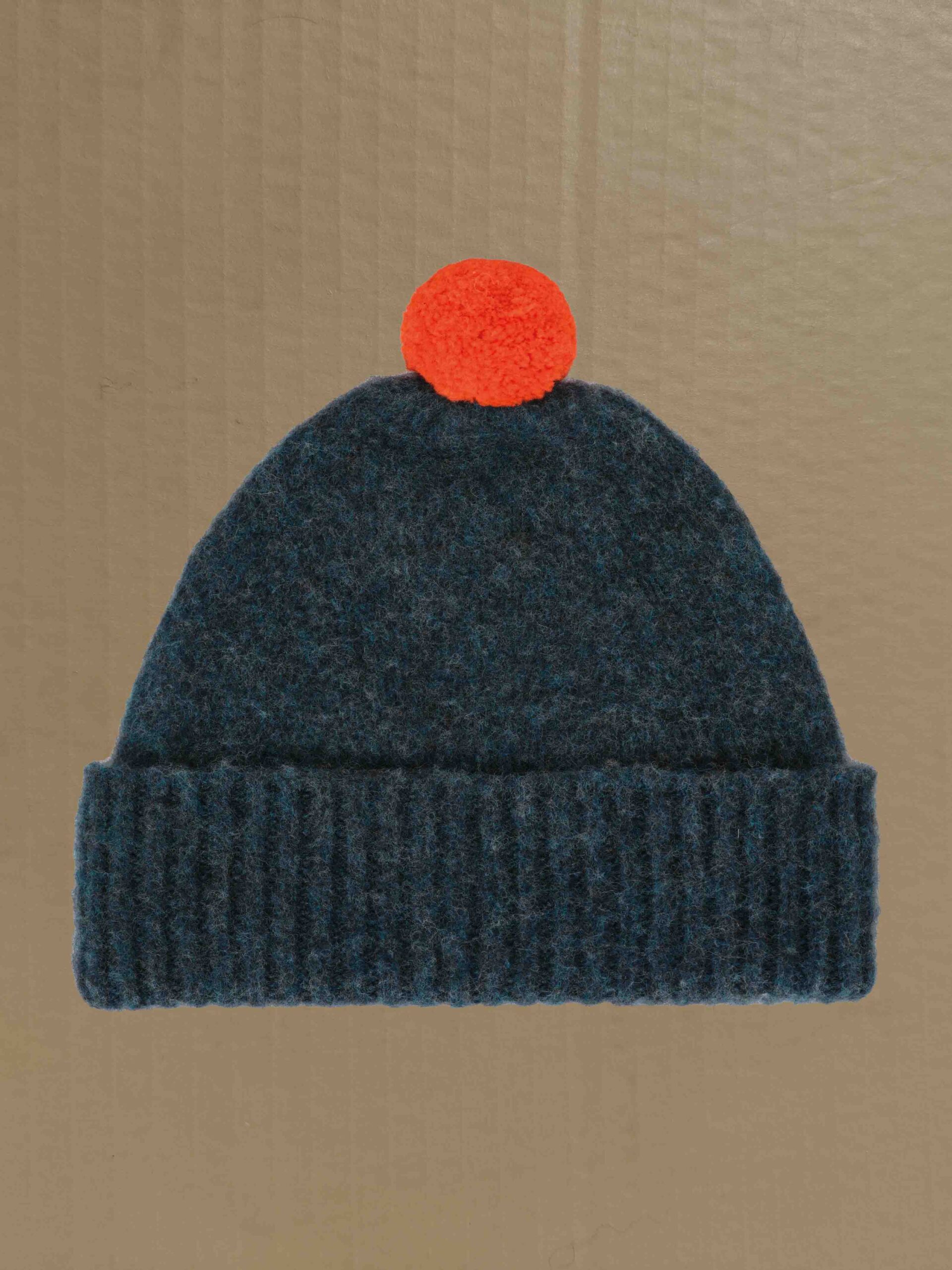 brushed plain hat lugano contrast pompom Scottish spun lambswool knitted Leicestershire England product