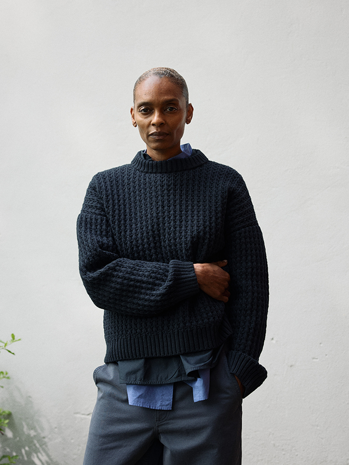 Eamon sweater highland wool black navy aiayu shop online cover model